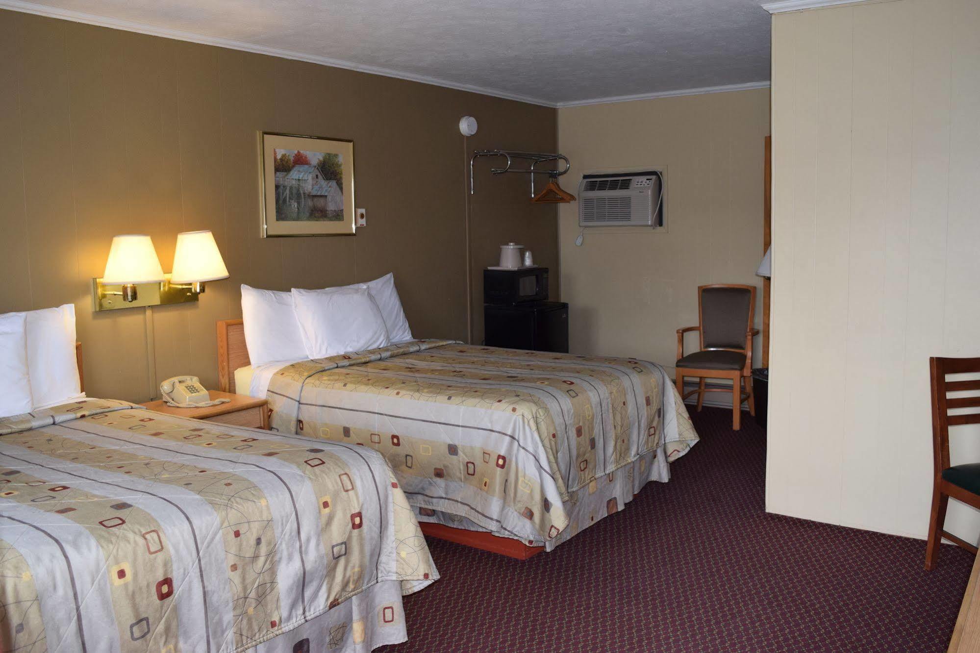 Economy Inn Taylorville Exterior foto
